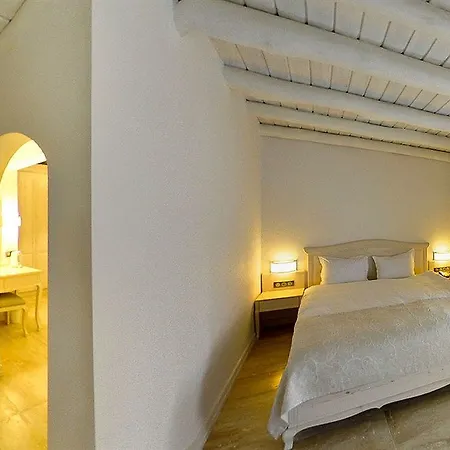 Oliviera Private Island -
