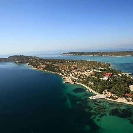 Hotel Oliviera Private Island - 4*